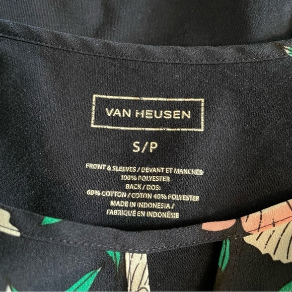Van Heusen Floral Printed Blouse Top Size Small - Picture 2 of 3